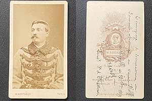 Berthaud, Paris, Homme en uniforme militaire de chasseurs, dédicace 1879