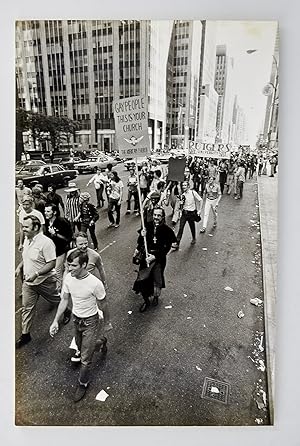 Photographie originale signée - Christopher Street Liberation Day March, New York - "Gay People T...