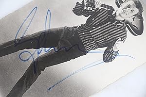 Carte postale photographique signée par Johnny Halliday